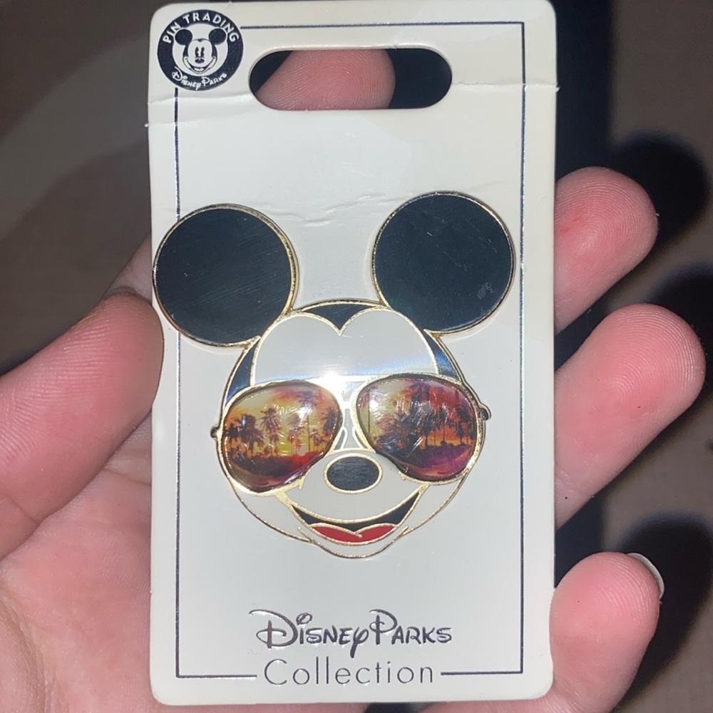 Disney Pin
